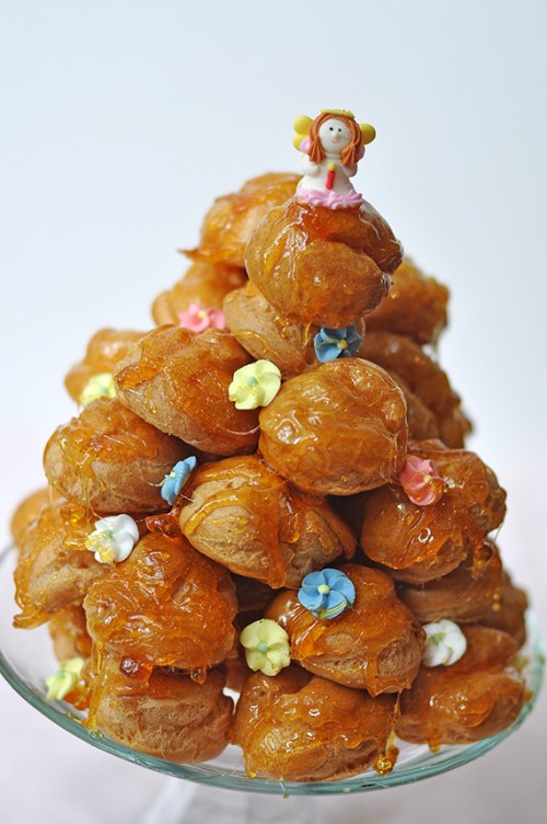 Croquembouche