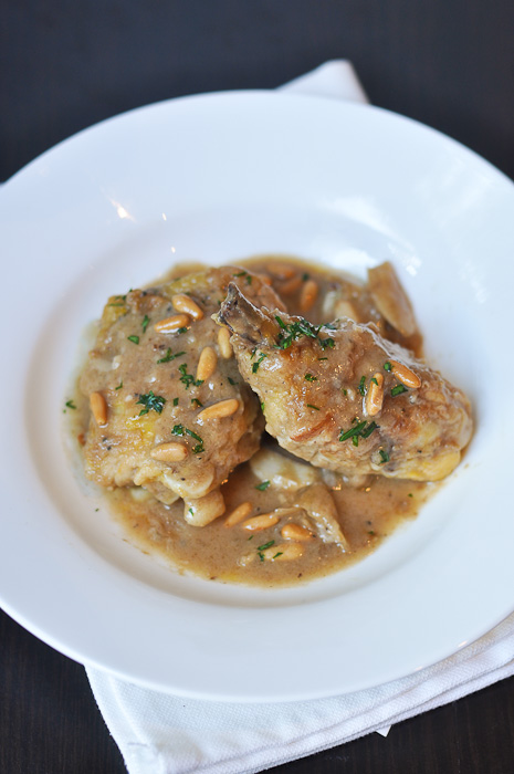Chicken with pine nuts