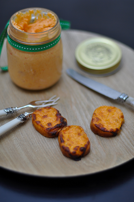 Queso de Bola Spread