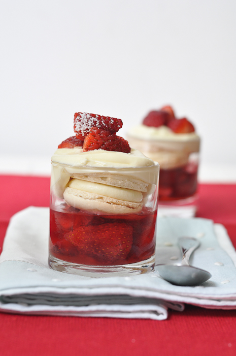 Strawberry and Macaron Trifle 6 Strawberry and Macaron Trifle