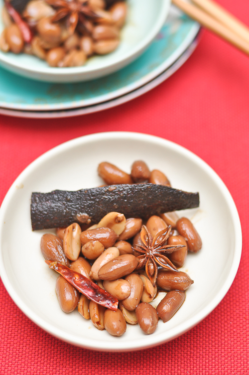 Chinese Style Braised Peanuts