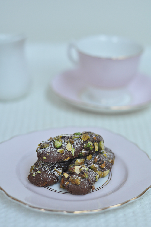 Chocolate and Pistachio Cookies