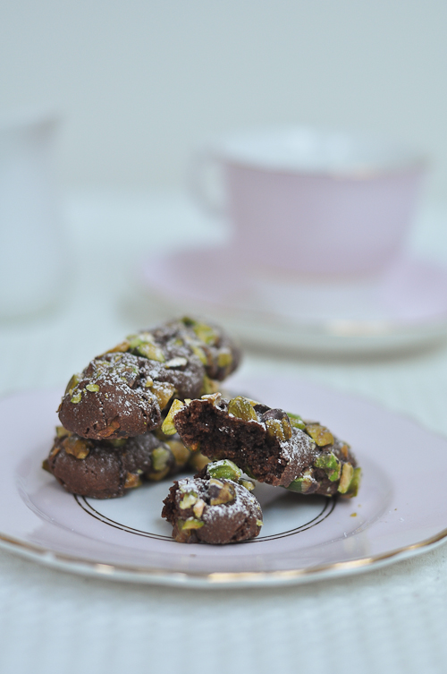 Chocolate and Pistachio Cookies