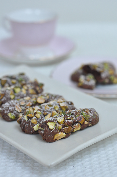 Chocolate and Pistachio Cookies