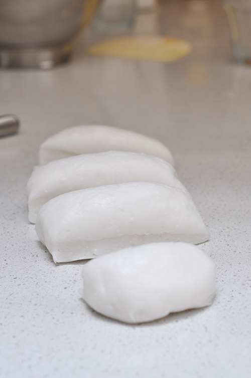 Crystal Prawn Dumplings 1 Divide the dough into 4 pieces