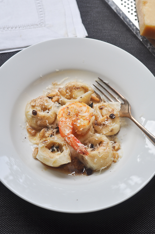 Goat's Cheese Tortellini with Prawns, Pinenuts and Raisins